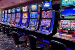 Digital slot machine interface vs traditional mechanical slot machine