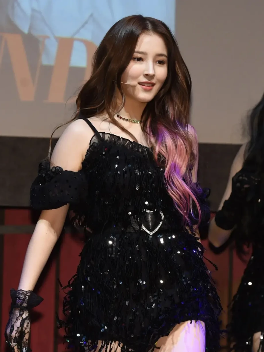 nancyjewel.mcdonie.official_3990397491324642366_2026-09-20.jpeg