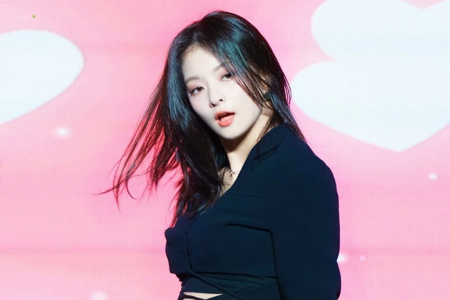 프로미스나인 (fromis_9) 이나경 09.jpeg
