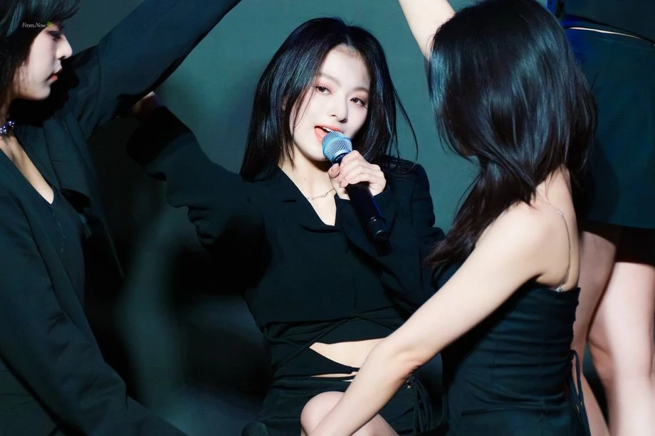 프로미스나인 (fromis_9) 이나경 10.jpeg