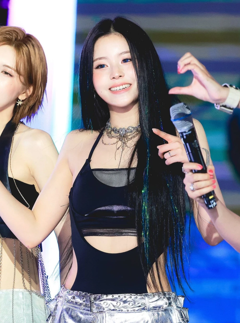 NMIXX (엔믹스) 규진 03.jpeg